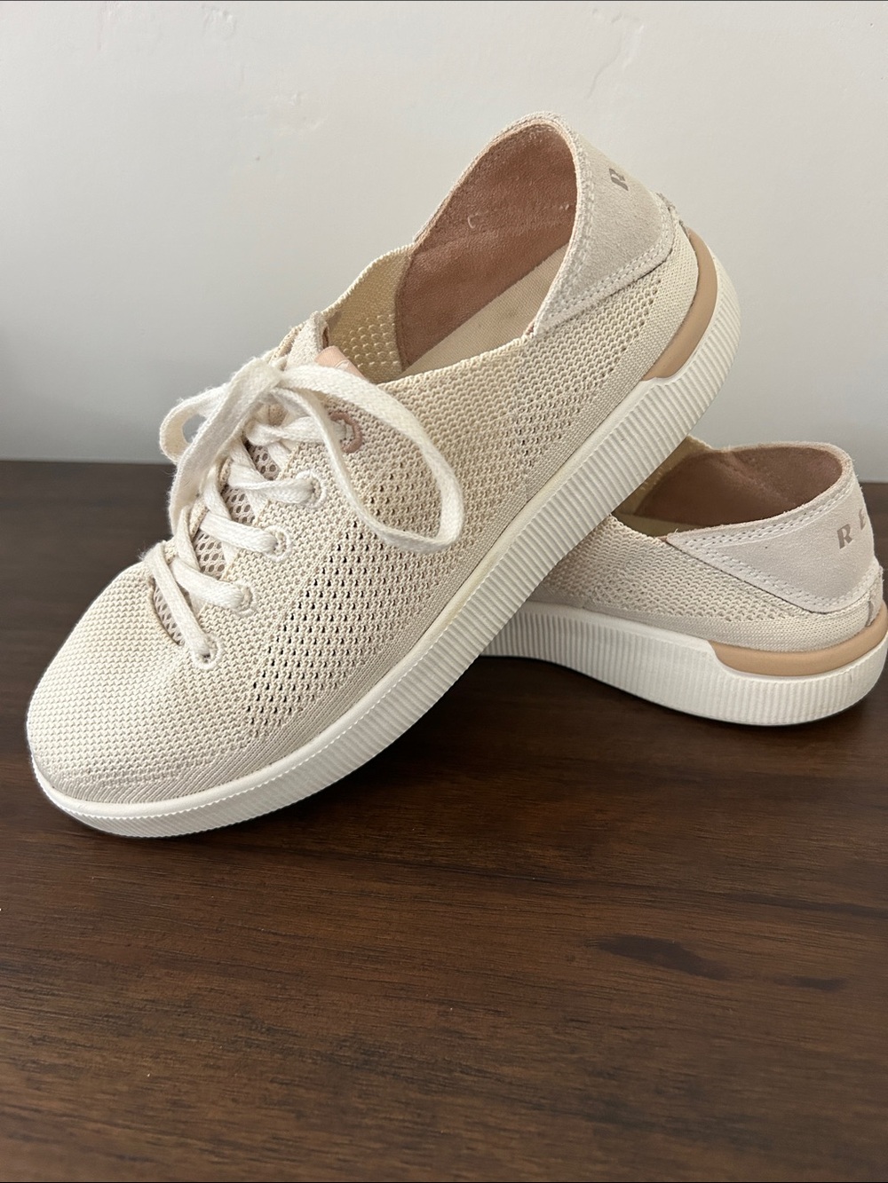 Reef Neptune Vintage Knit Sneakers Cream /Soft Beige Women Size 8